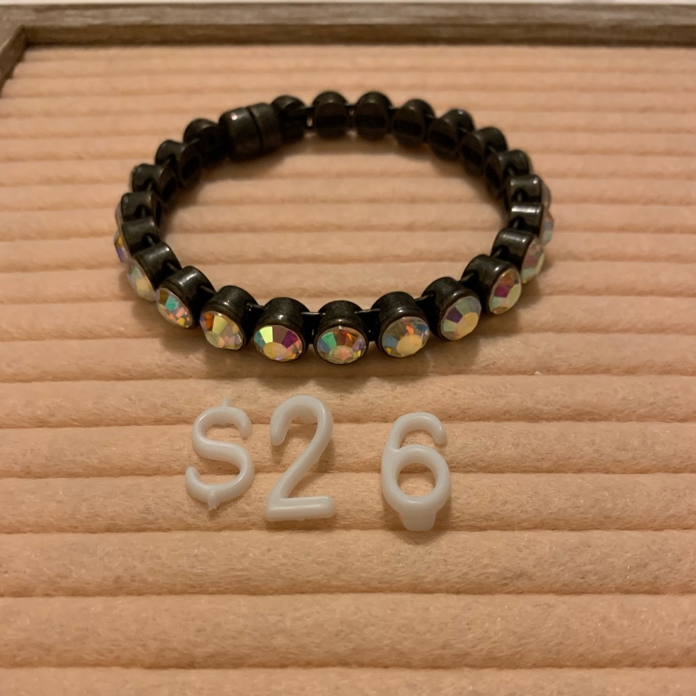 Plunder Designs Flynn Magnetic Bracelet